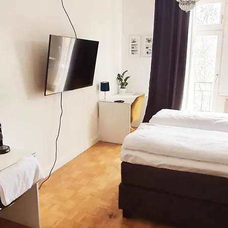 Sonniges Zimmer Mit Balkon Im Herzen Mannheims Exterior photo